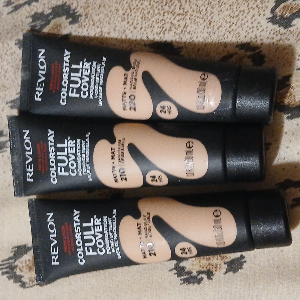 Revlon Colorstay Full Coverage Foundation